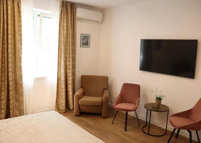 Mimica, Center * Spalato